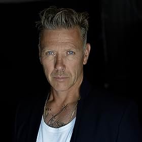 Mikael Persbrandt